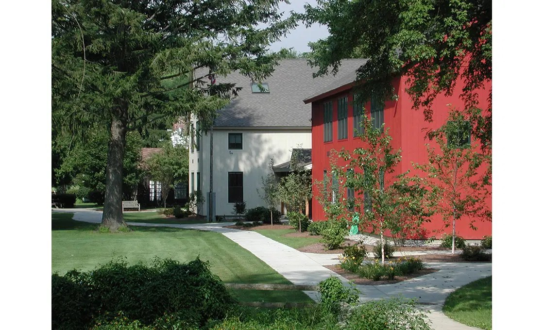 BEMENT UPPER SCHOOL Dodson & Flinker Landscape Architecture and