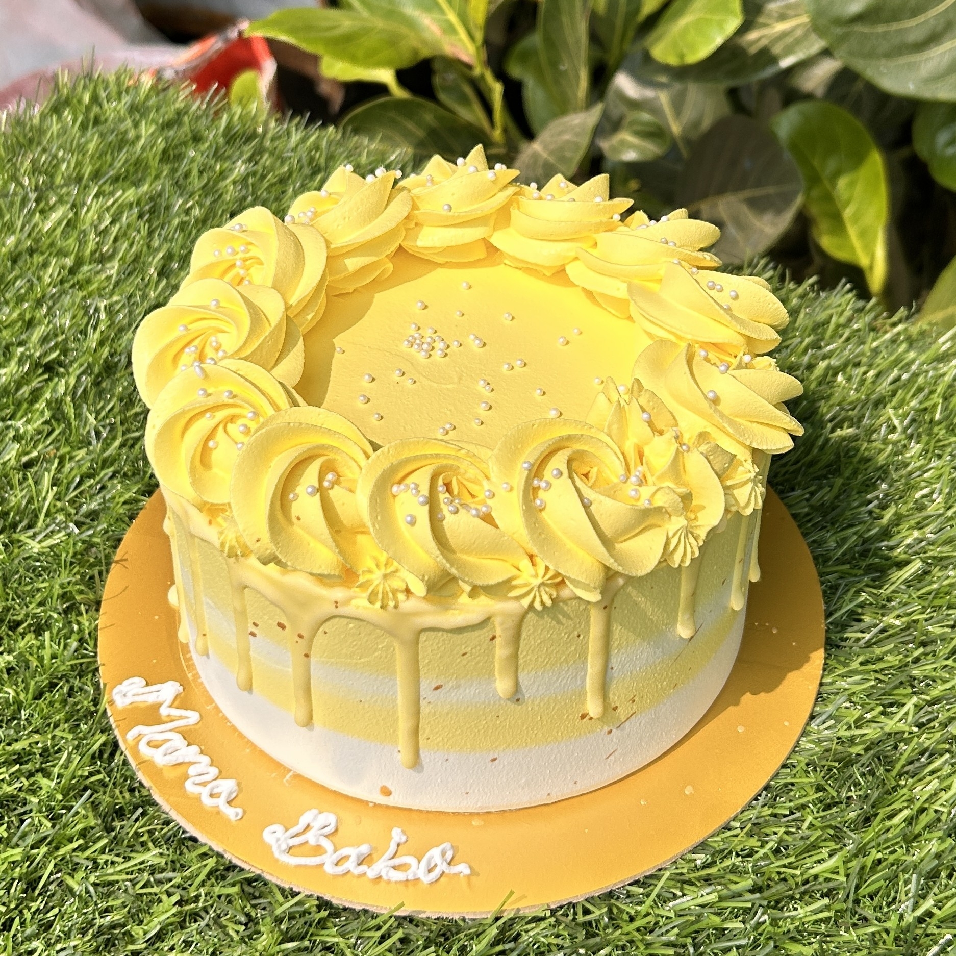 The Best yellow cake decor Ideas for a Bright and Cheery Cake