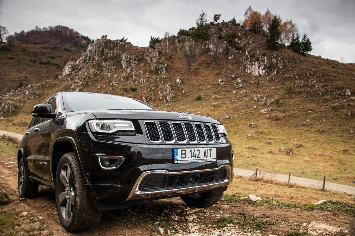 2015 Jeep Grand Cherokee Overland Test Drive