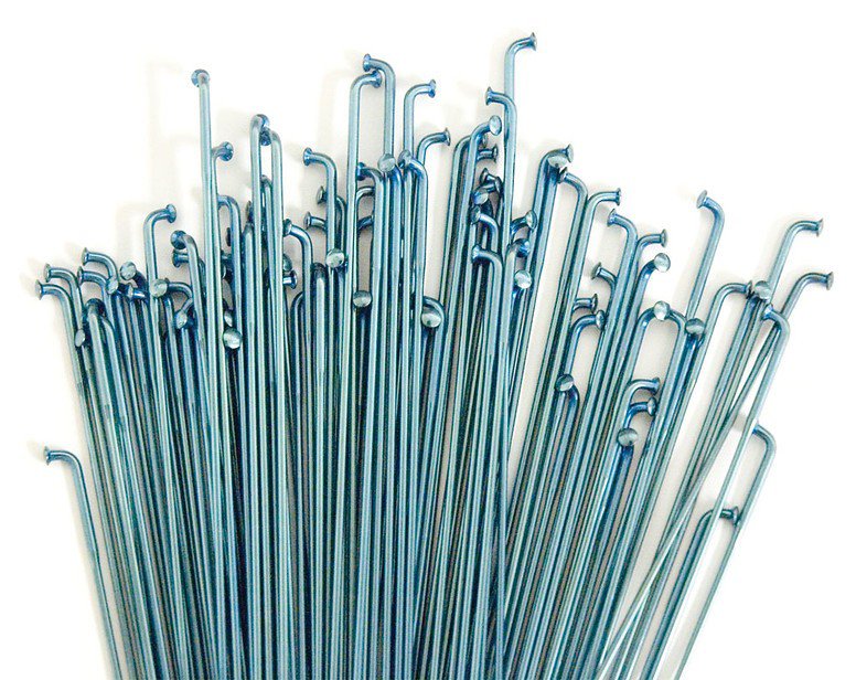 Cast Wheels Vs. Spoked Wheels. Which are the best