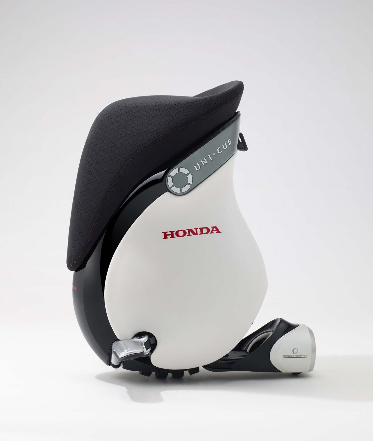 Honda’s SelfBalancing Bike Follows You Like a Dog