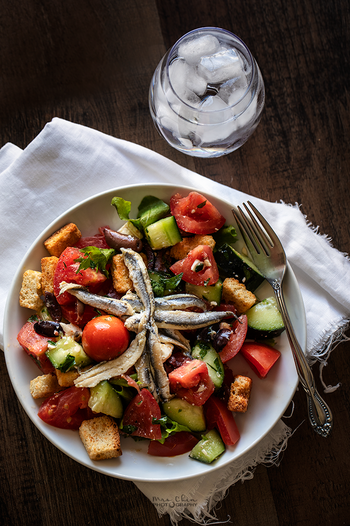Does Greek Salad Have Anchovies?