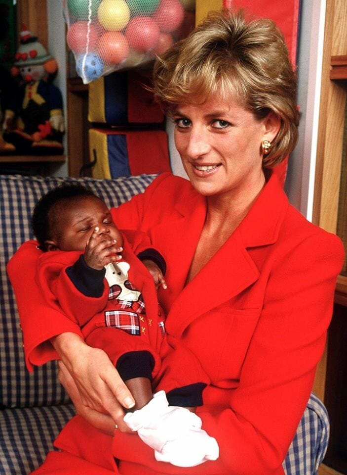 So sähe Prinzessin Diana heute aus, im Alter von 56 Jahren