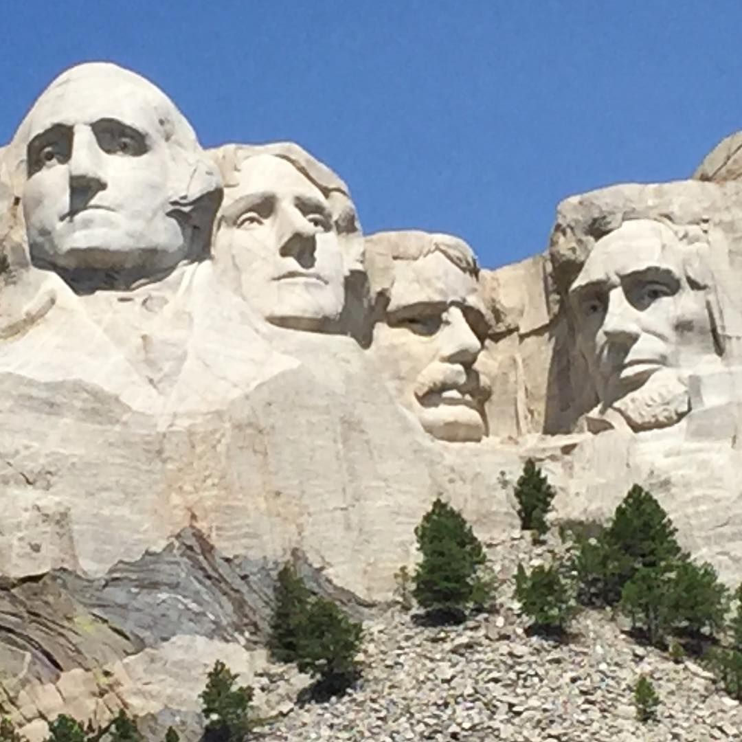 The Distance Between Mount Rushmore And Bozeman Montana EcoTravellerGuide
