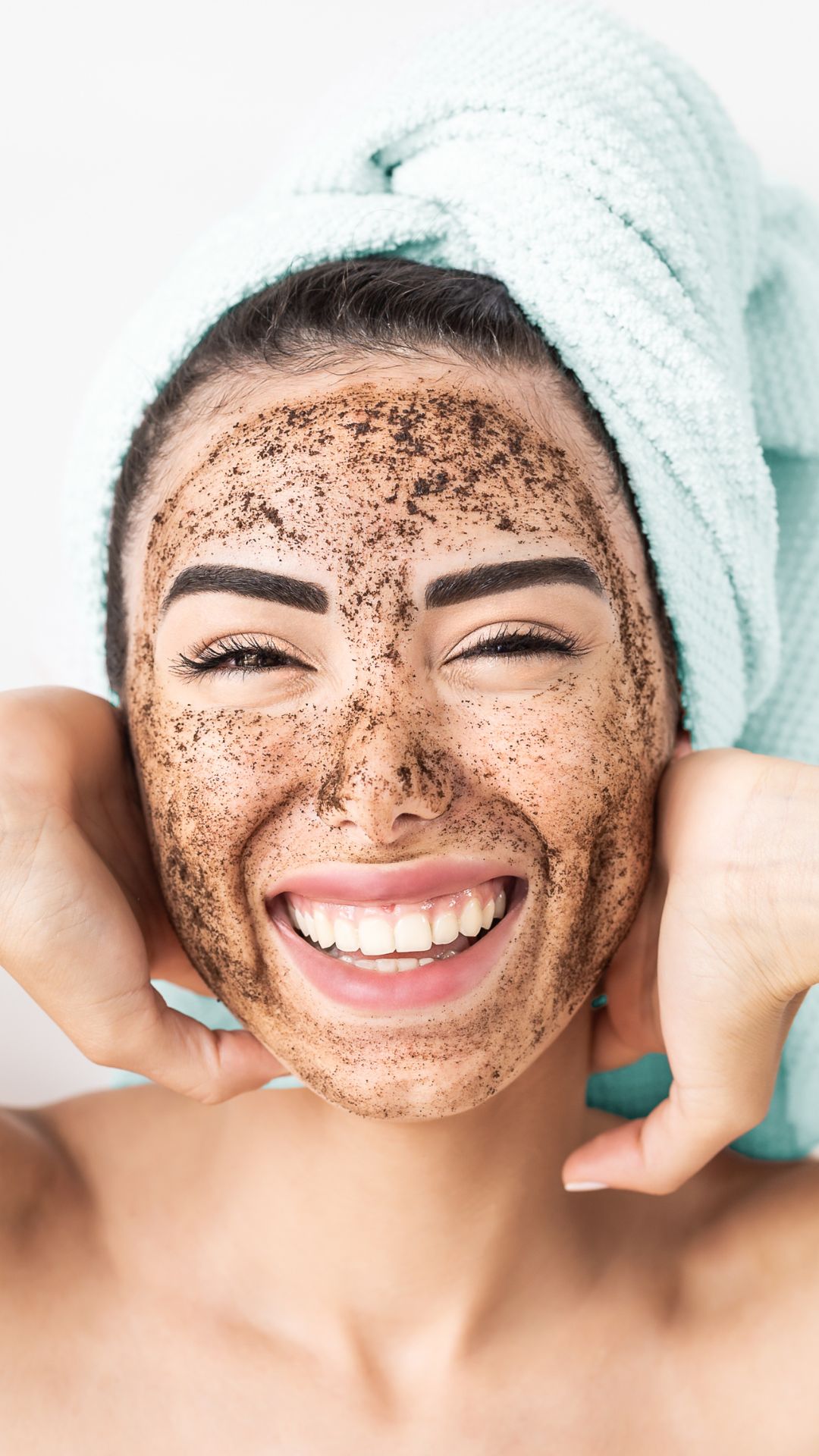6 Easy face scrubs made from kitchen ingredients