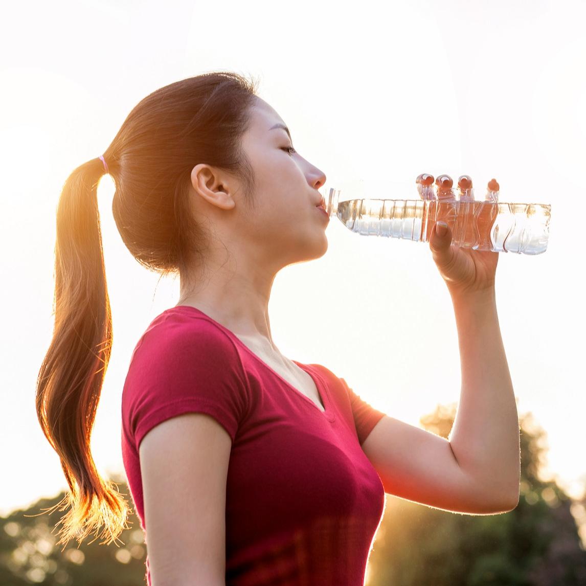 What is chronic dehydration? Signs & symptoms to keep in mind Editorji