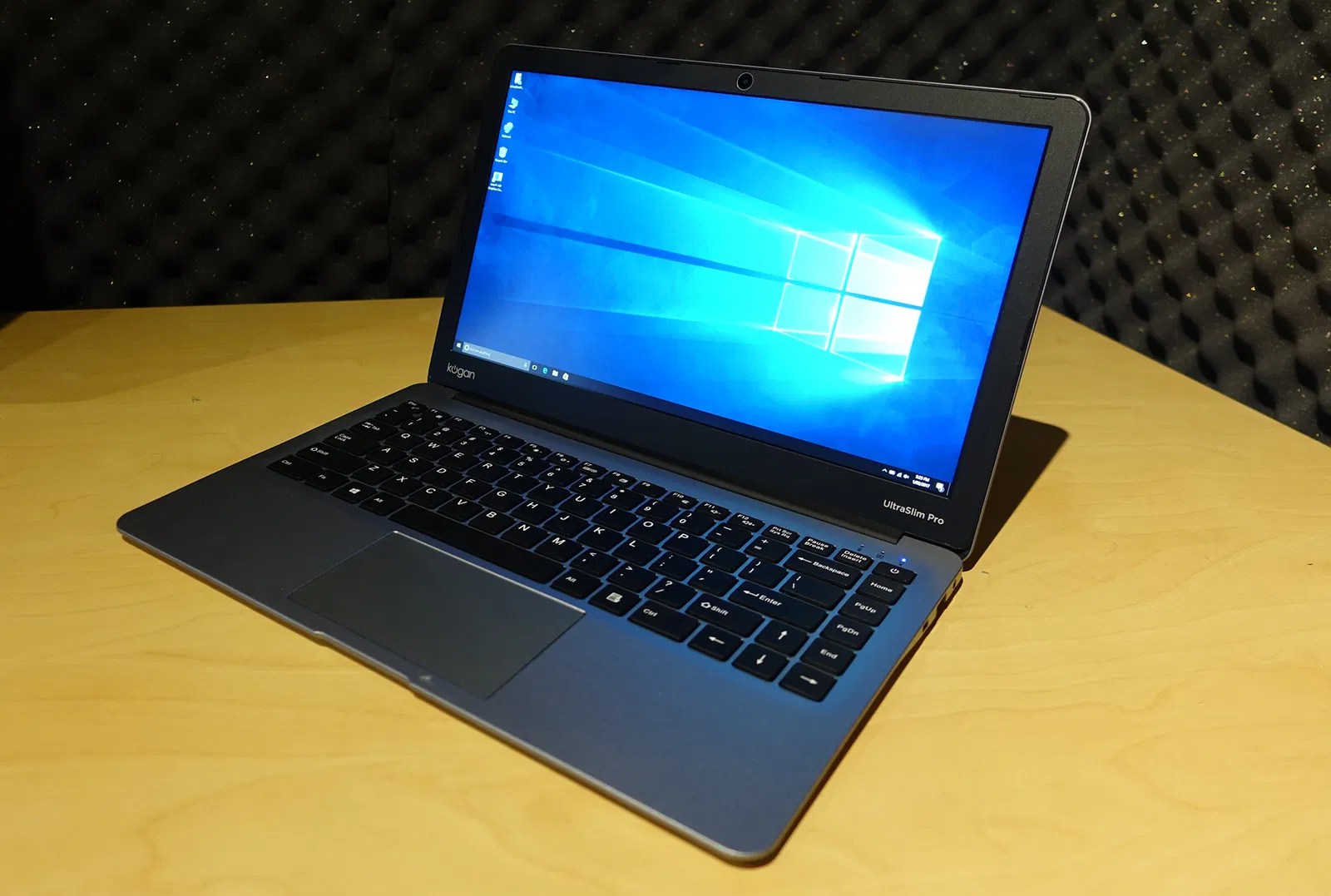 First Review Kogan Atlas UltraSlim Pro Top value 799 laptop