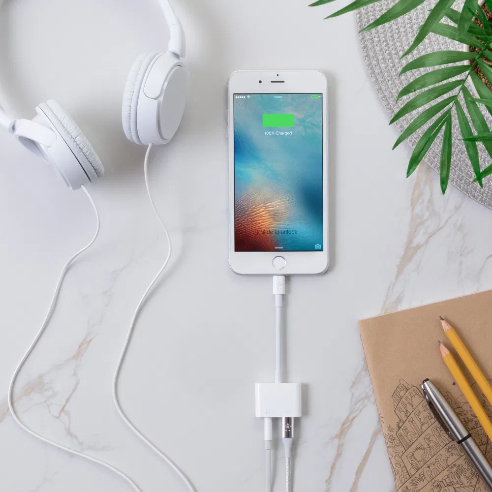 Listen to your plugin headphones while charging Belkin's new audio