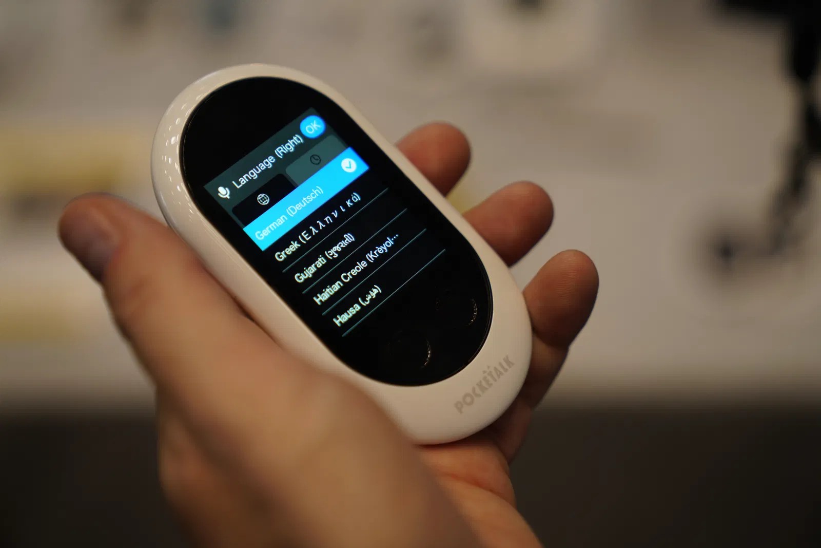 Pocketalk Instant voice controlled translations in 74 languages
