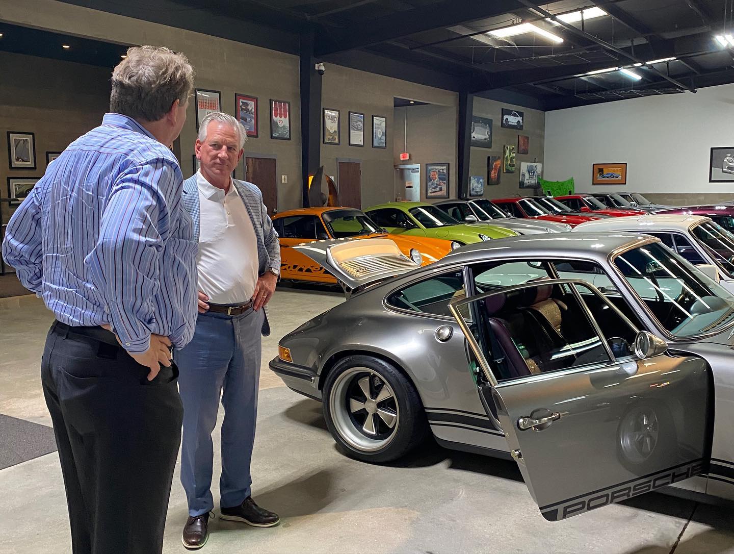 Trissl Sports Cars Marketplace for Porsche Sports Cars