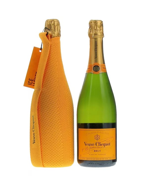 Veuve Clicquot Yellow Label Fridge Smeg Edition Champagne for Sale