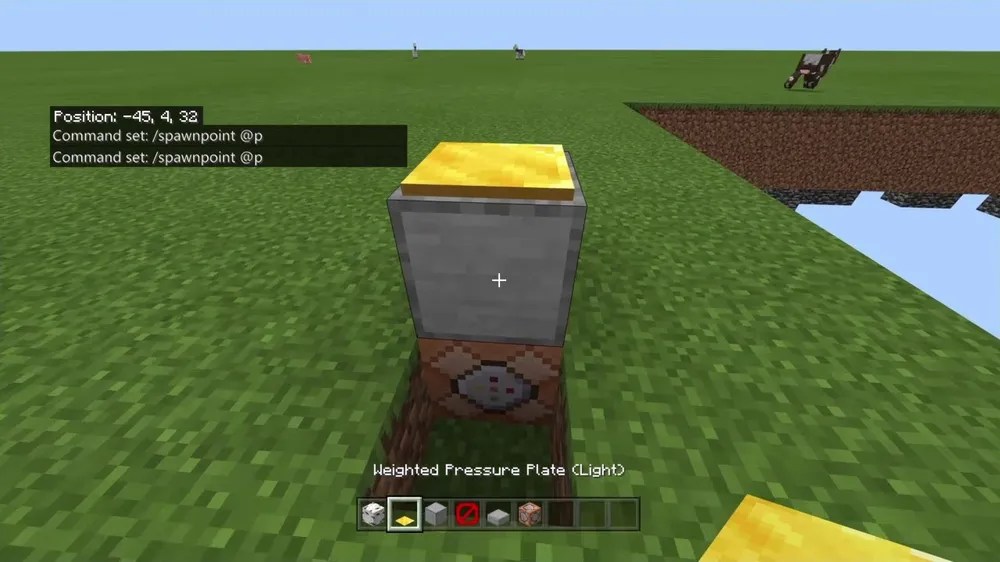 How to Make a Spawn Point in Minecraft