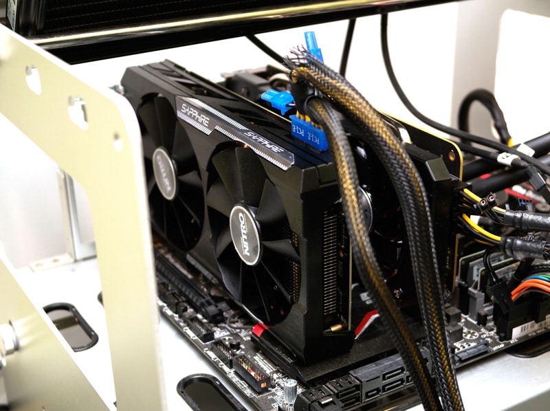 AMD R9 380X 4GB Graphics Card CrossFire Review eTeknix