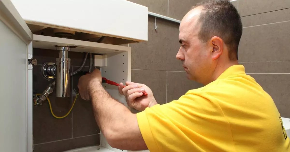 Book Expert Plumbers Near You Online Fantastic Services