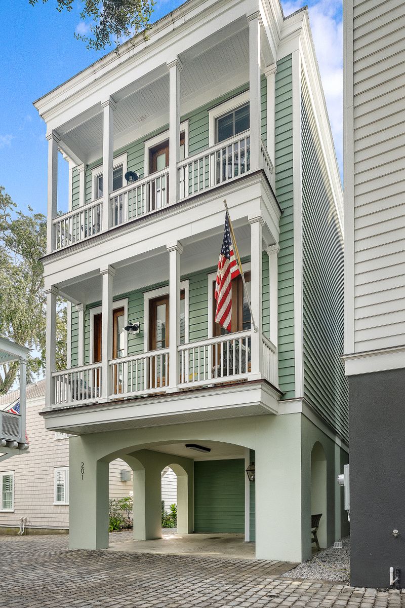 Old Village Home Very Popular Locale Big Spoon Mount Pleasant