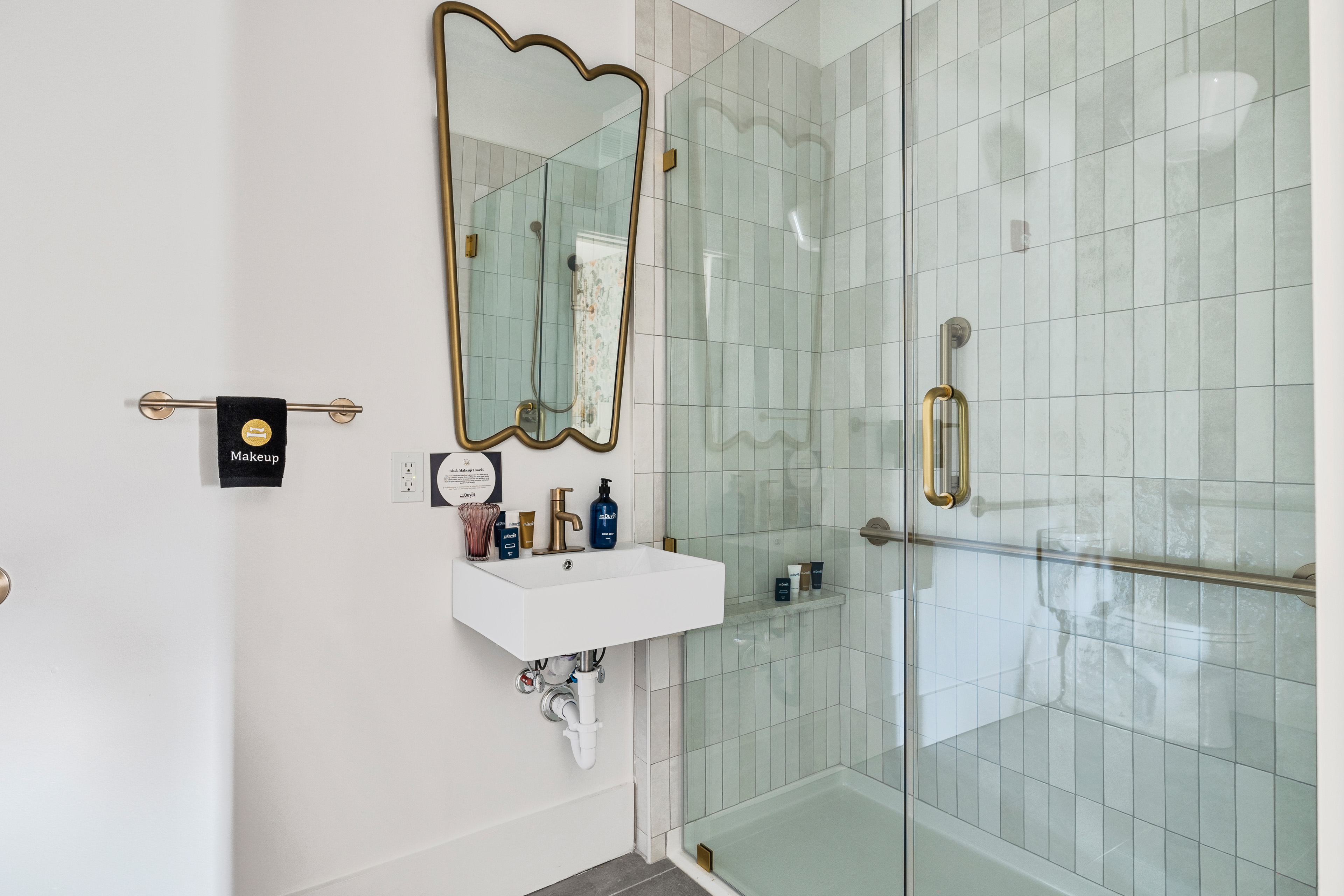 Lady Helene No. 3 Charming Home Charleston Vacation