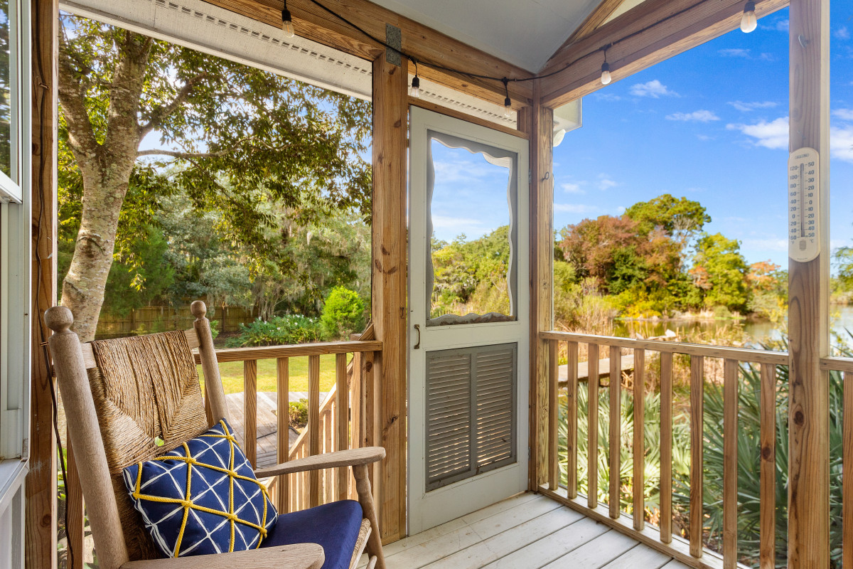 Lake Views & Private Dock at The High House Mount Pleasant Vacation