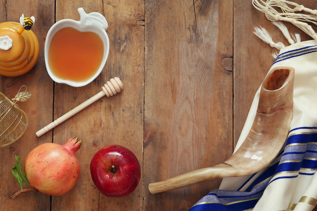 Rosh Hashanah Day 1 at Shaarie Torah Jewish Federation of Greater