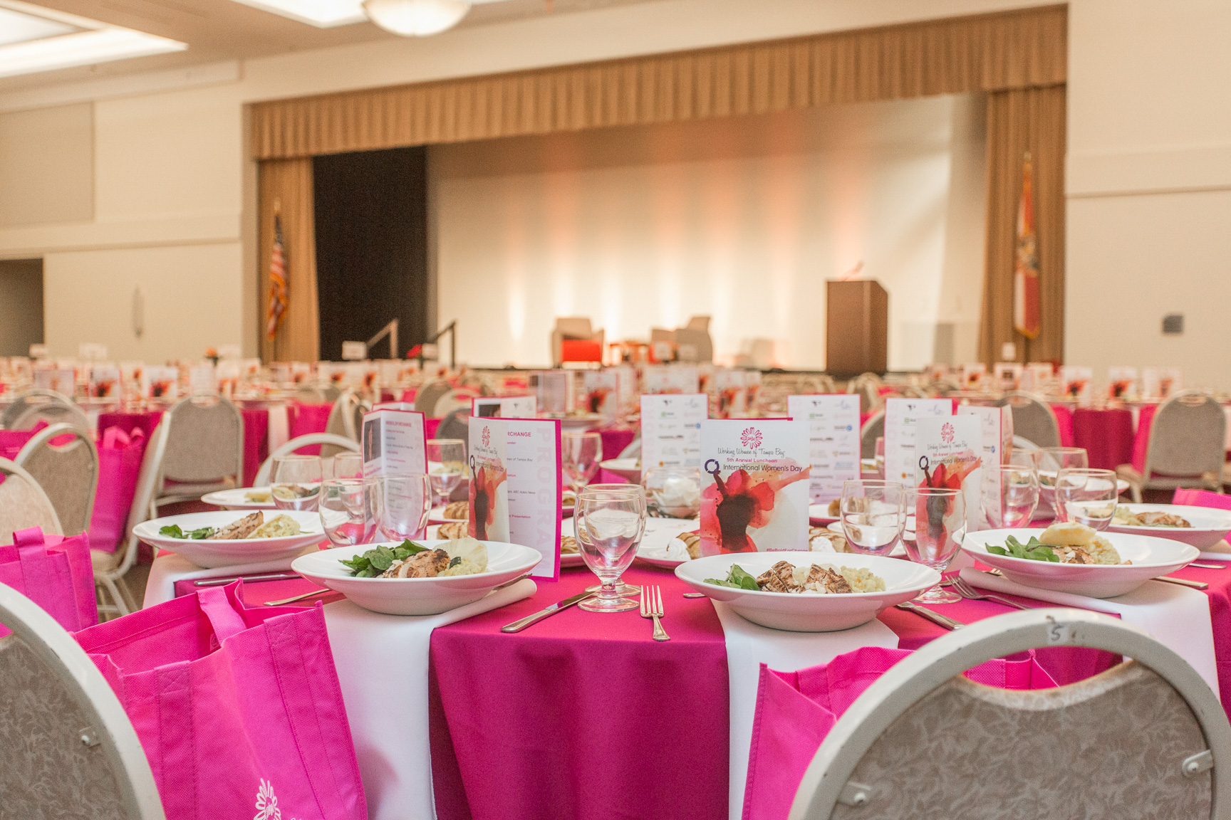 Event Venues Tampa FL Affordable Wedding Reception Venue Meeting