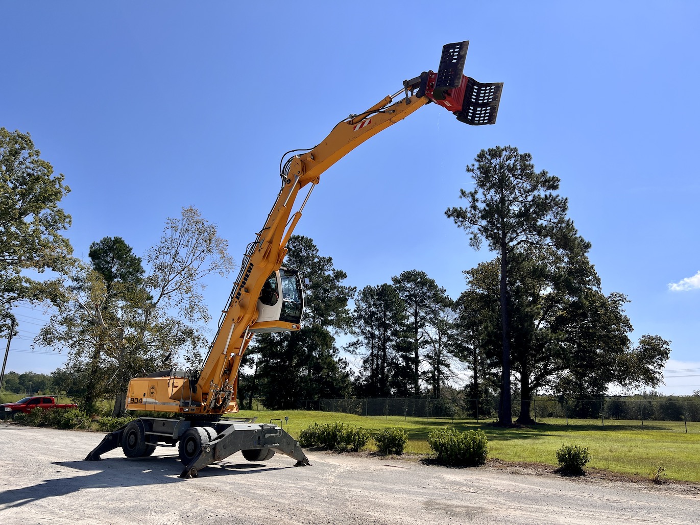 2011 Liebherr A904C HD For Sale (66419977) from Kuhn Equipment [43] in