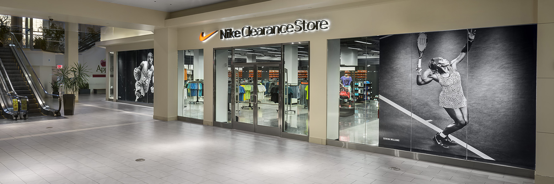 Nike Clearance Store Flushing Queens, Flushing, NY