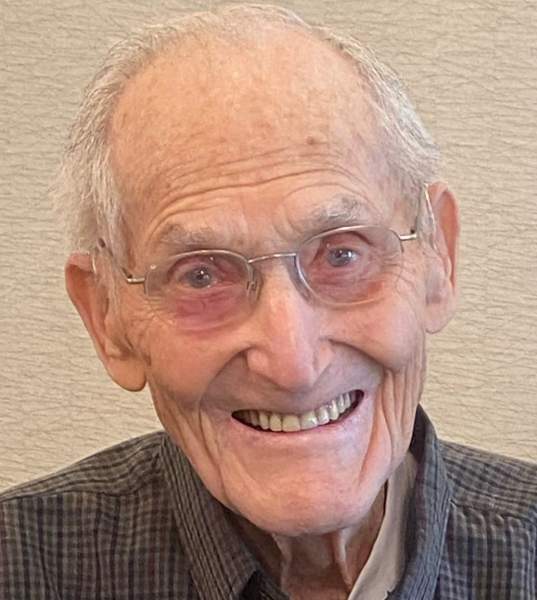 Lowell Russell Nelson Obituary 2022 Goglin Funeral Homes & Crematory