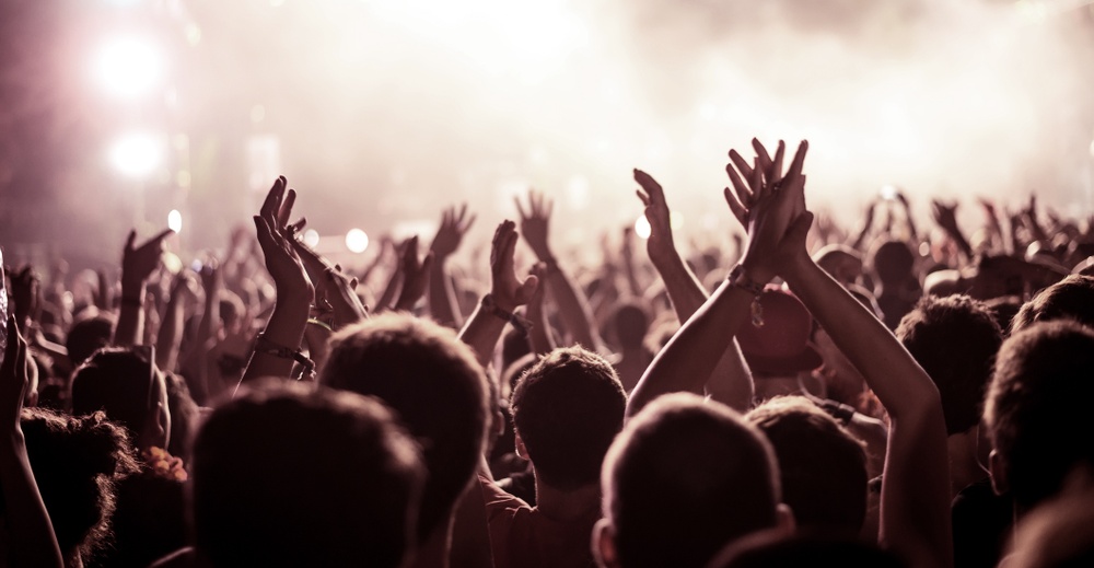 Vad är skillnaden mellan en mässa och ett köpcentrum?