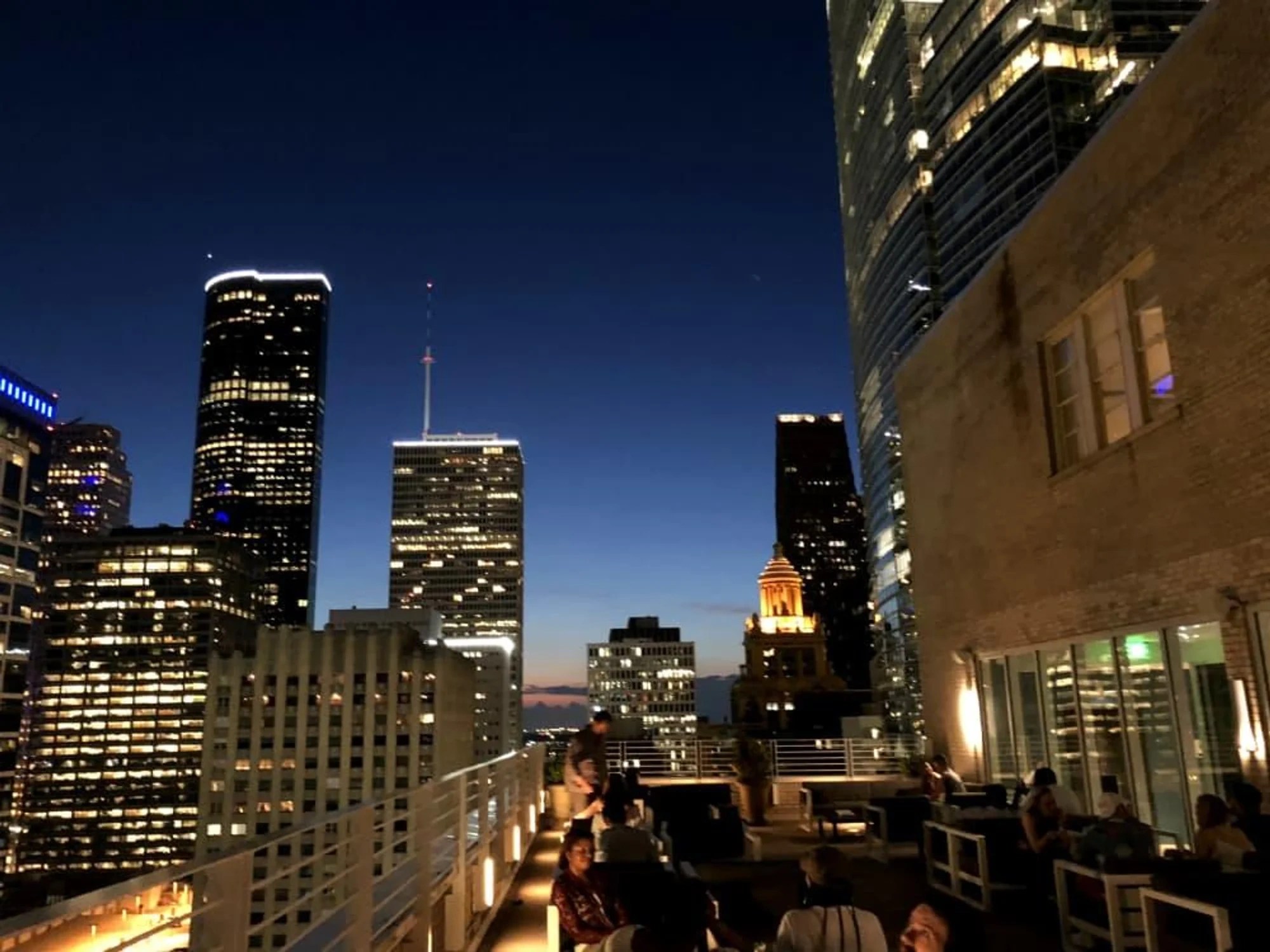 Z On 23 Rooftop Bar Twinity Luxury Rentals