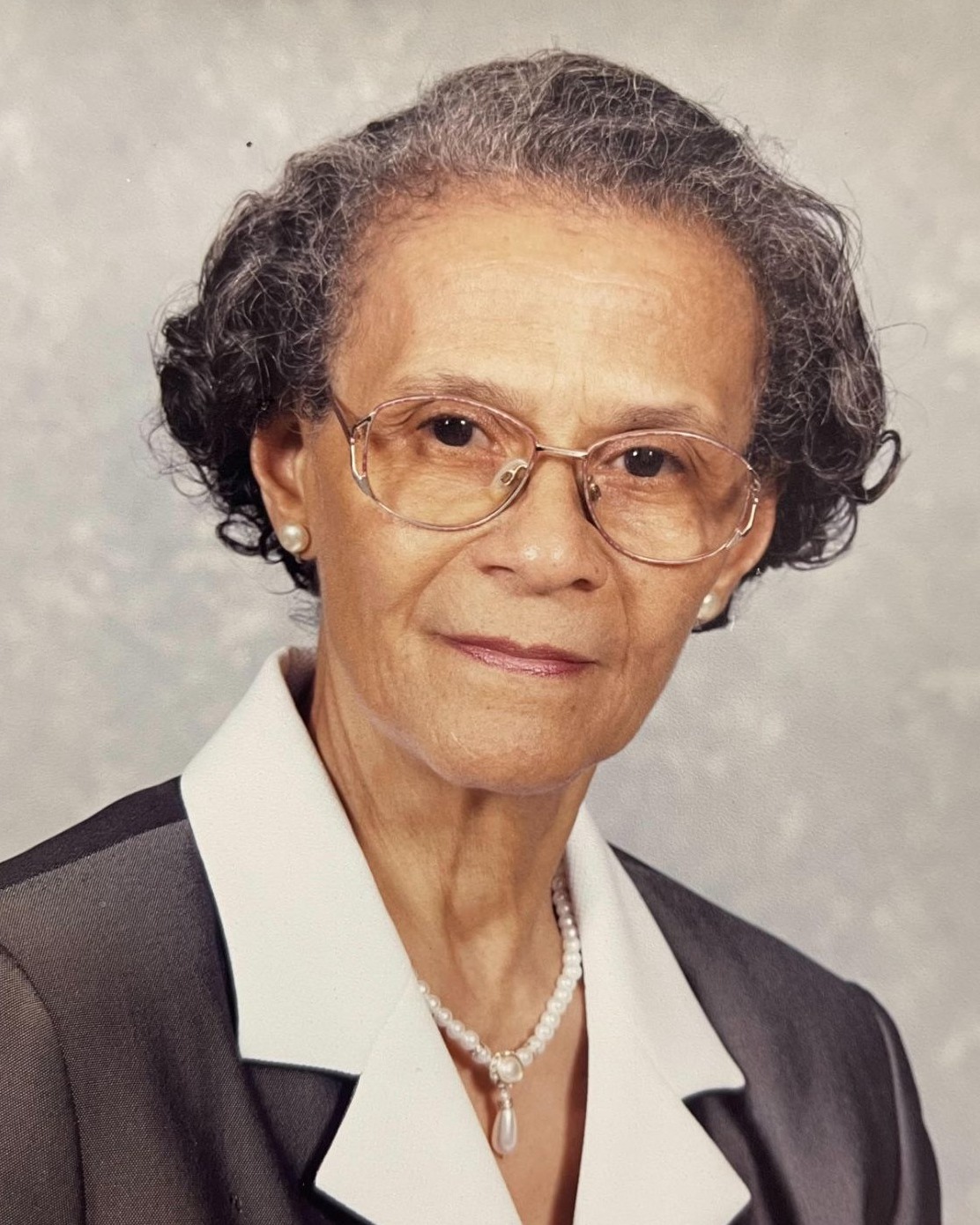 Hooker Funeral Home Clarksville, TN