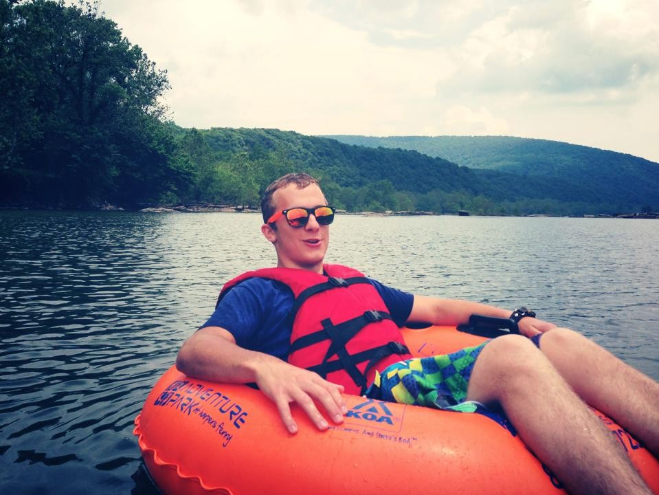 Shenandoah River Tubing Harpers Ferry Tubing River Riders