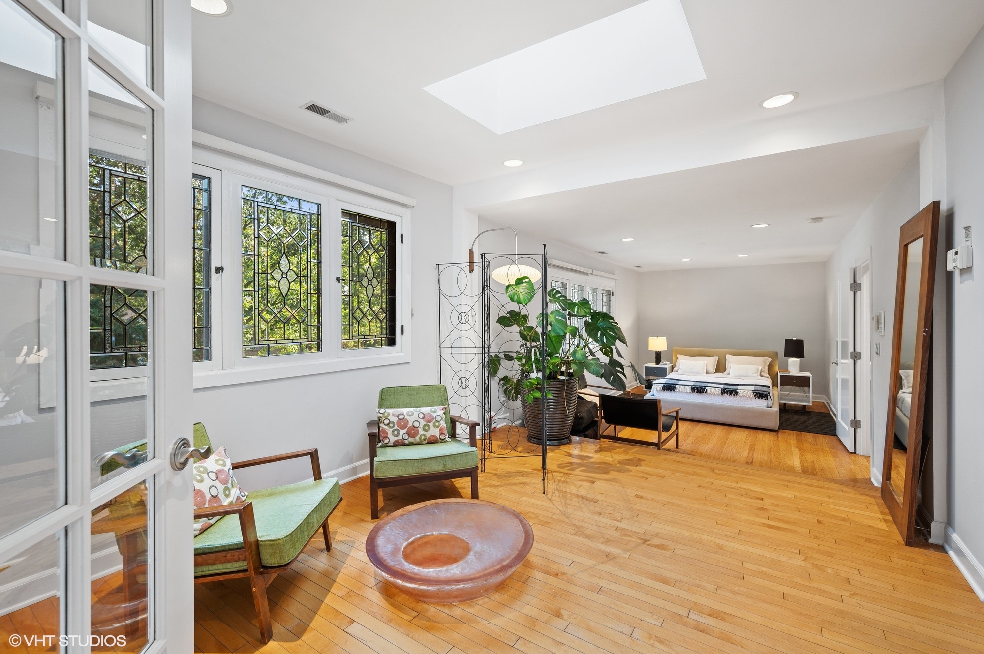 925 Manor Wilmette .71 acres Lisa Finks, Compass Real Estate