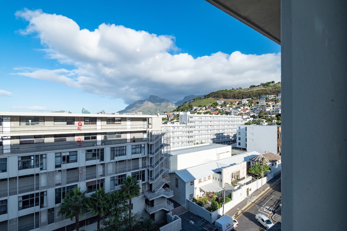 Greenpoint Serene for Rent in Green Point, Cape Town Luxury Escapes Villas