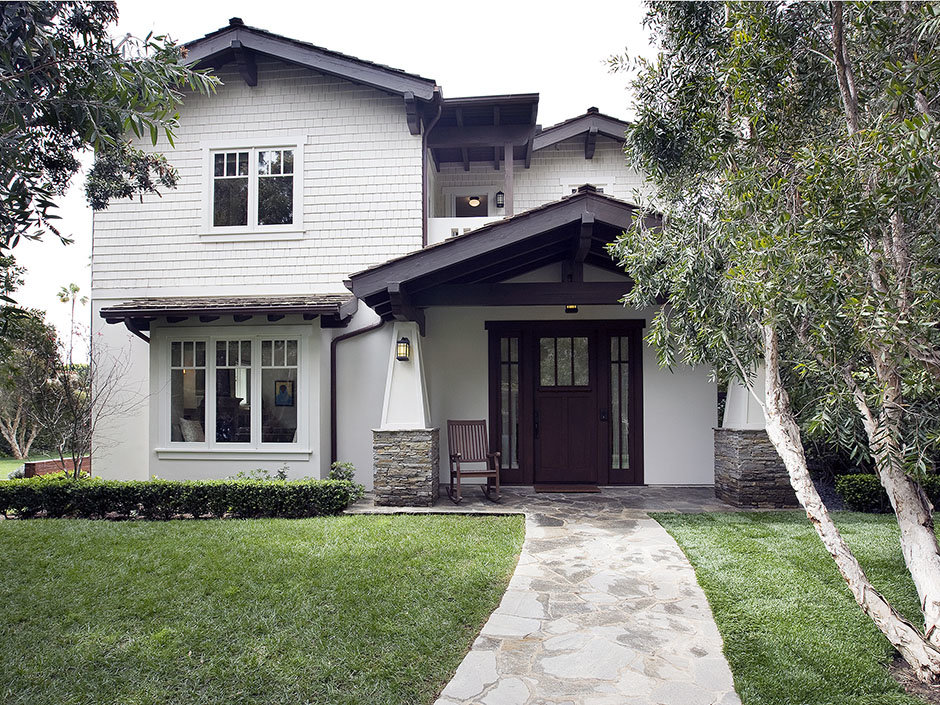 Spotlight Superb Craftsman Home In Santa Monica's Most Exclusive