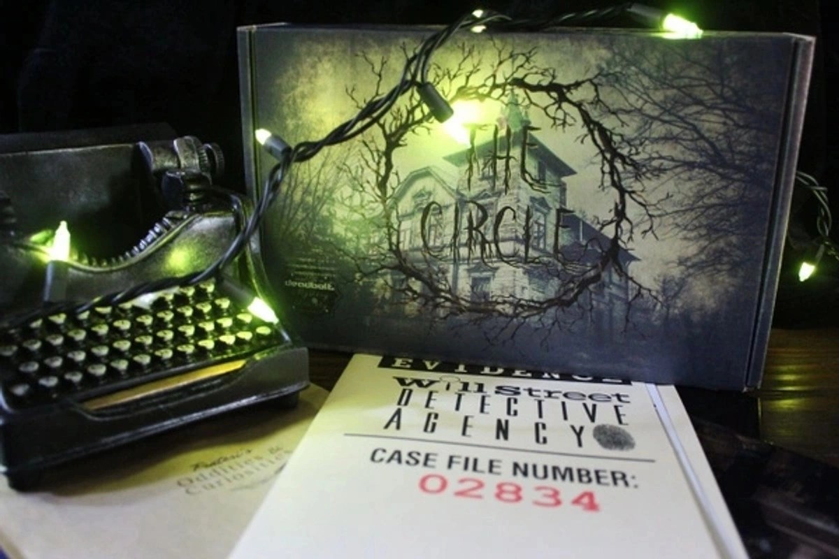 Best Escape Room & Mystery Boxes for Fun at Home (2023)