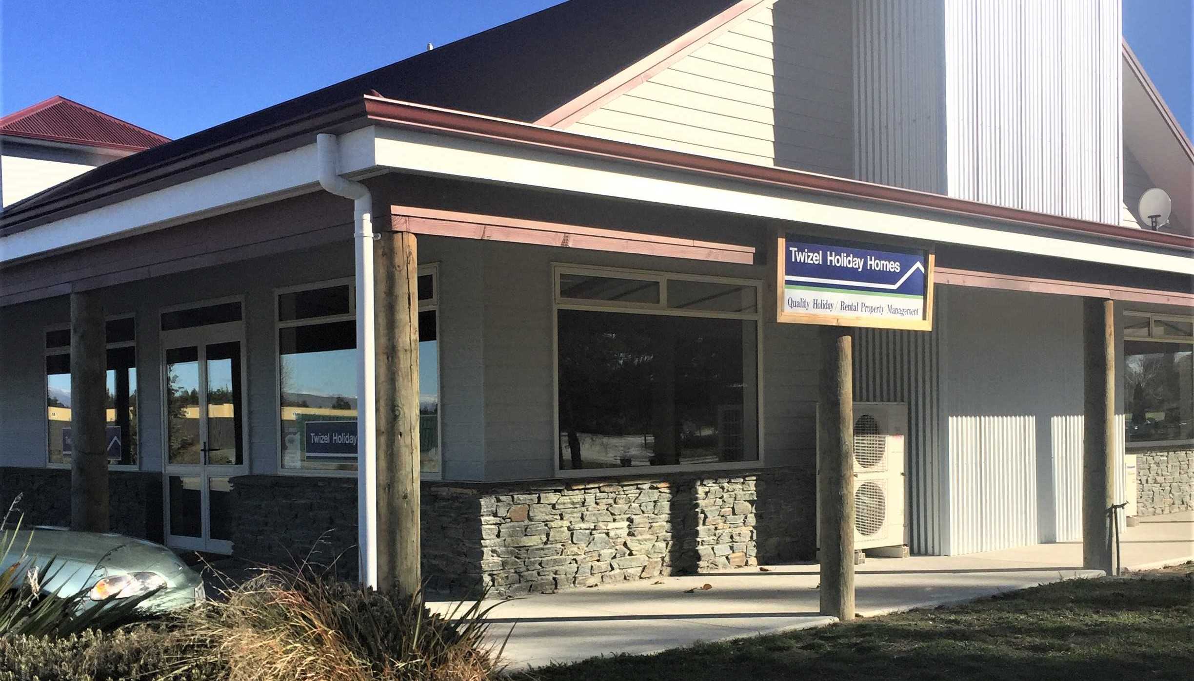 Twizel Holiday Homes, Twizel New Zealand Arrival