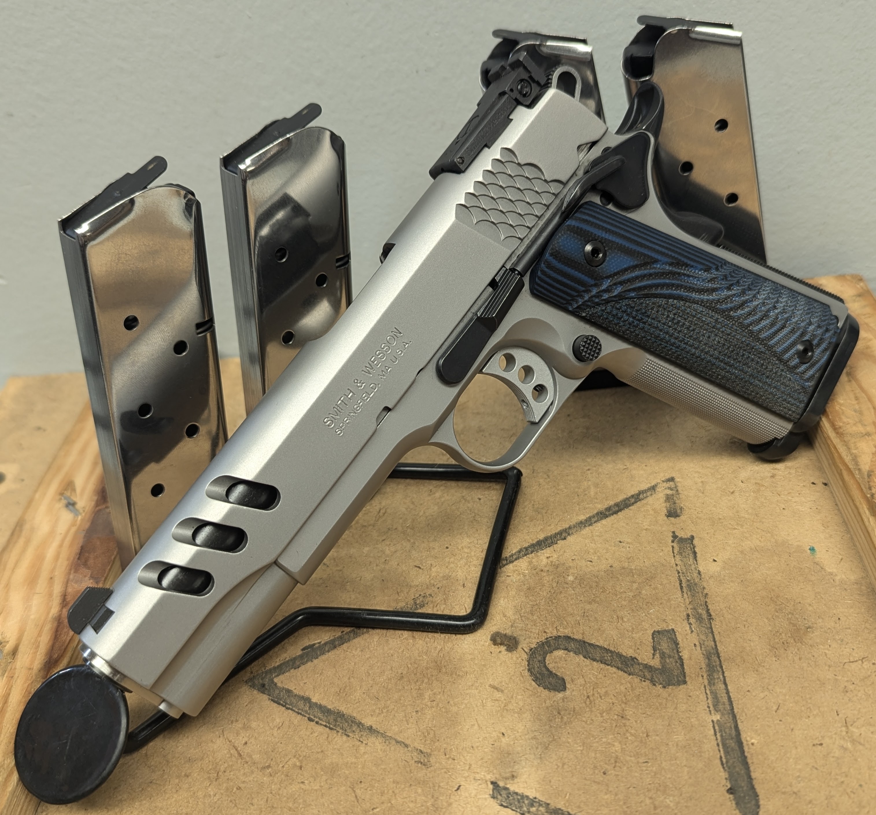 Smith & Wesson Performance Center 1911 .45ACP Crossroads Firearms LLC