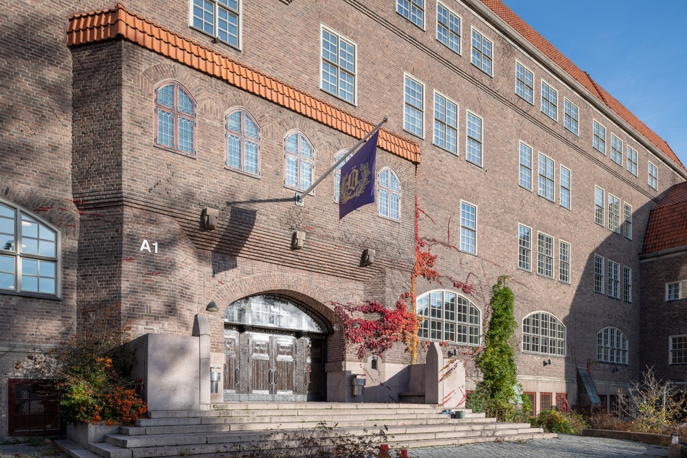 Inflyttningsfest på Östra Real