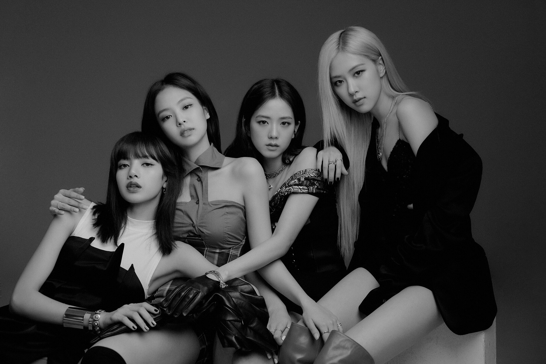 BLACKPINK to join Weverse this August Bandwagon Music