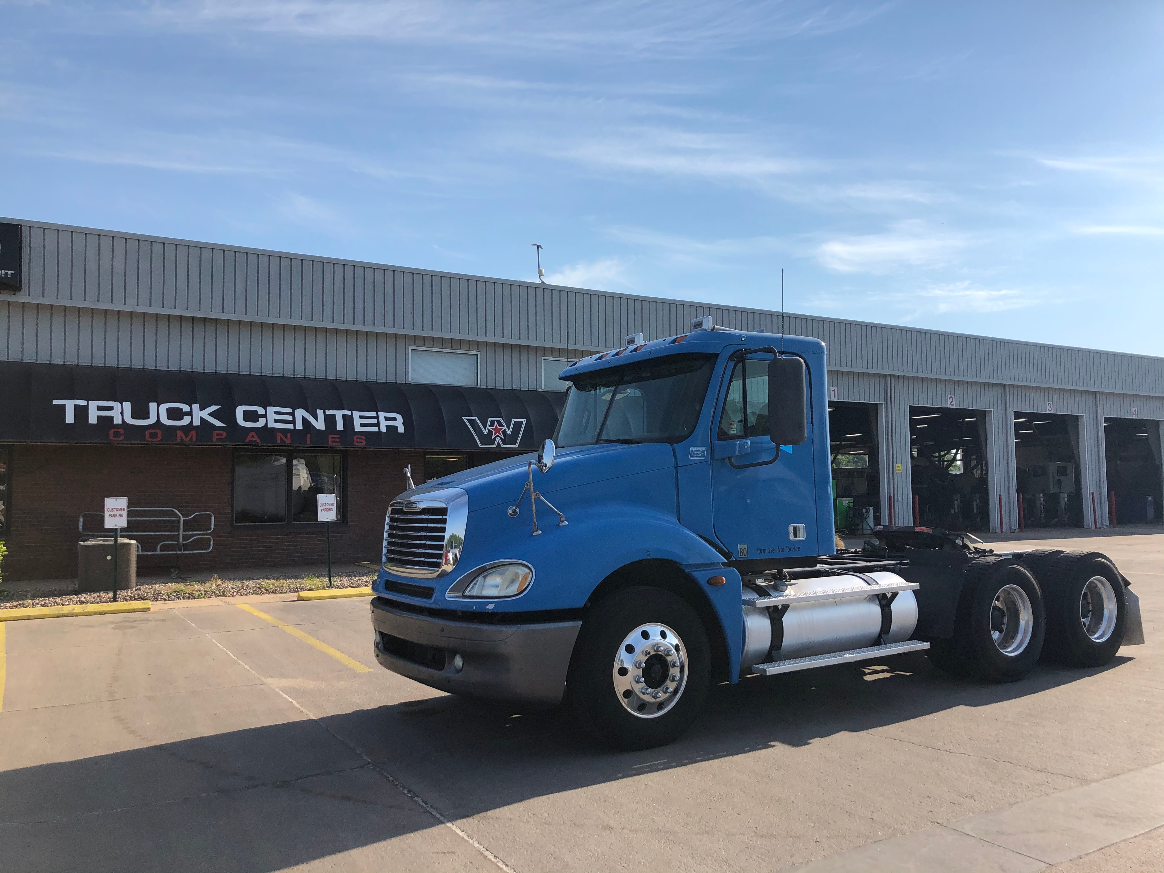 2006 FREIGHTLINER CL120 TS2924 Truck Center Companies