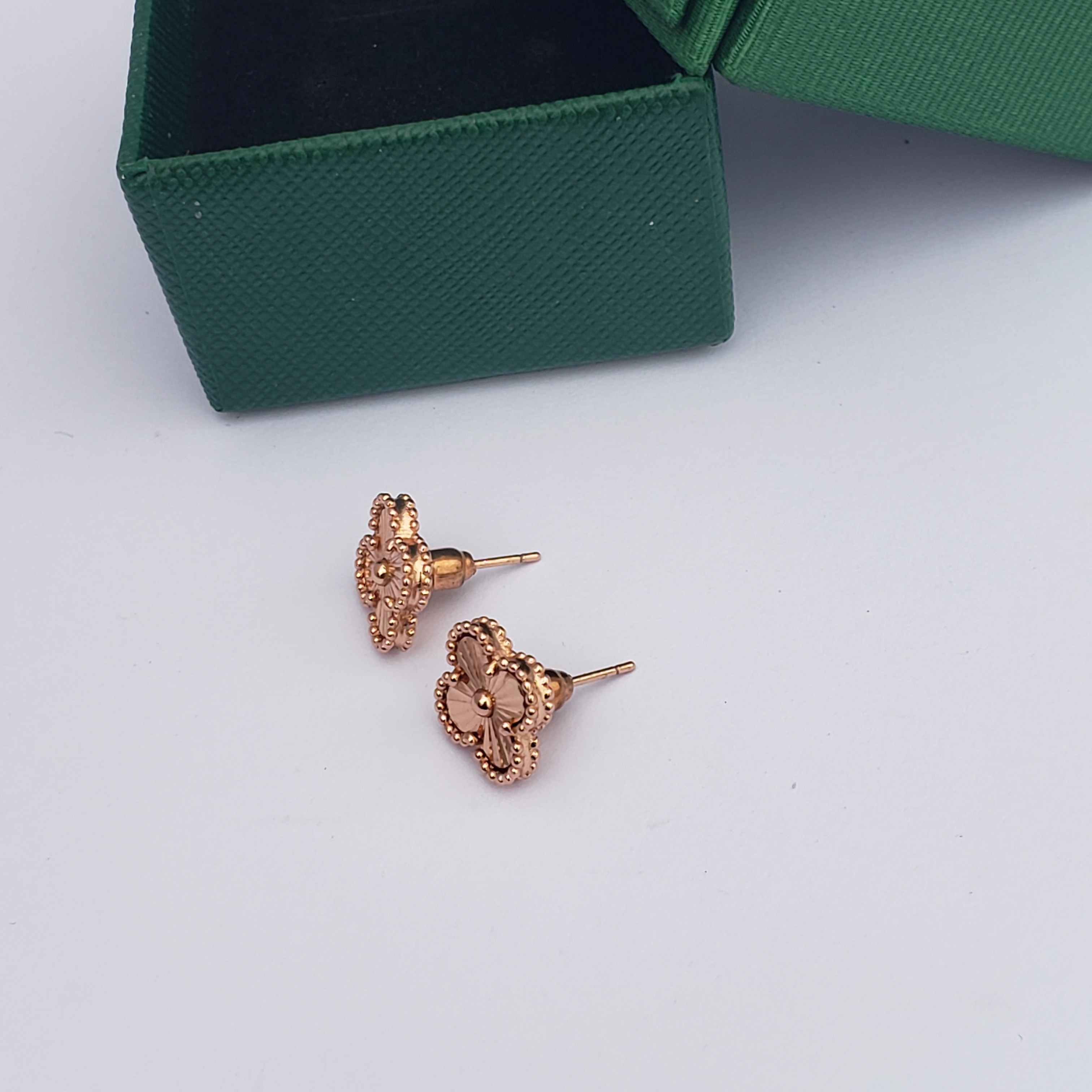 Cute VCA Earring BBL0032 Bblaccessories Flutterwave Store