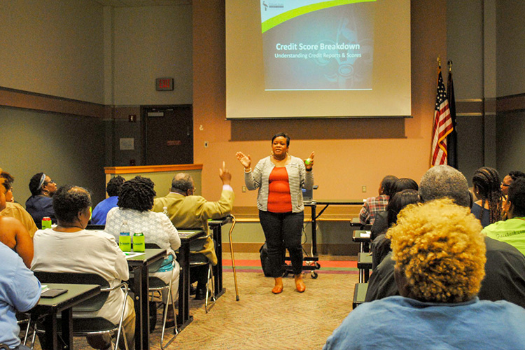 Pelican Hosts Free Credit Score for Shreveport