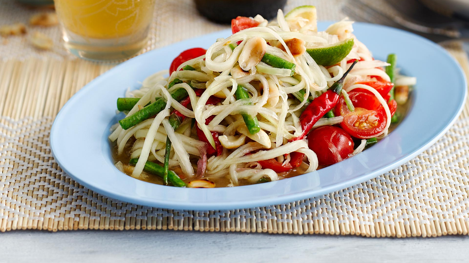 Make Andy Oliver's green papaya salad Recipes Foodism