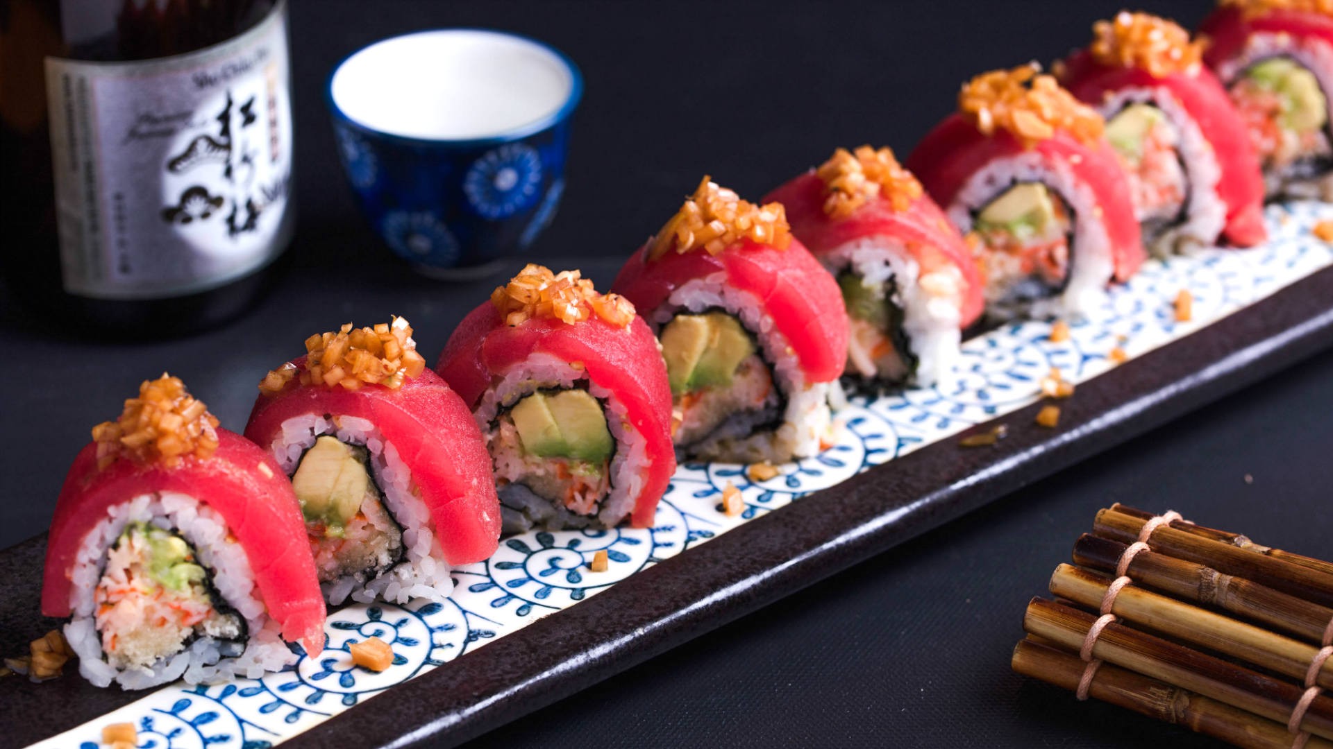 Sushi, Bowls, Desserts asiatische Produktvielfalt von EAT HAPPY