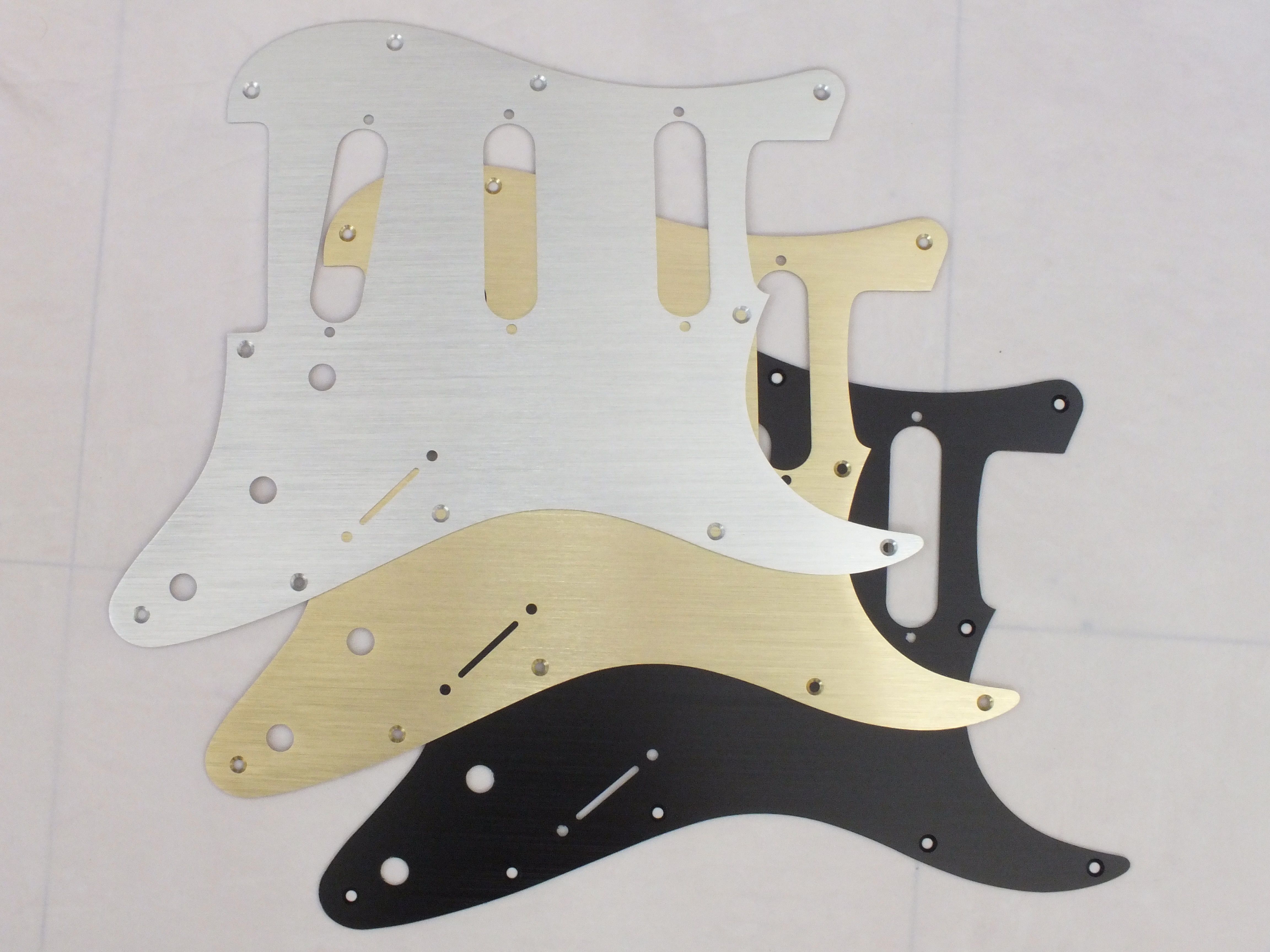Anodized Aluminium Stratocaster Scratch Plate for Fender Strat 3 cols
