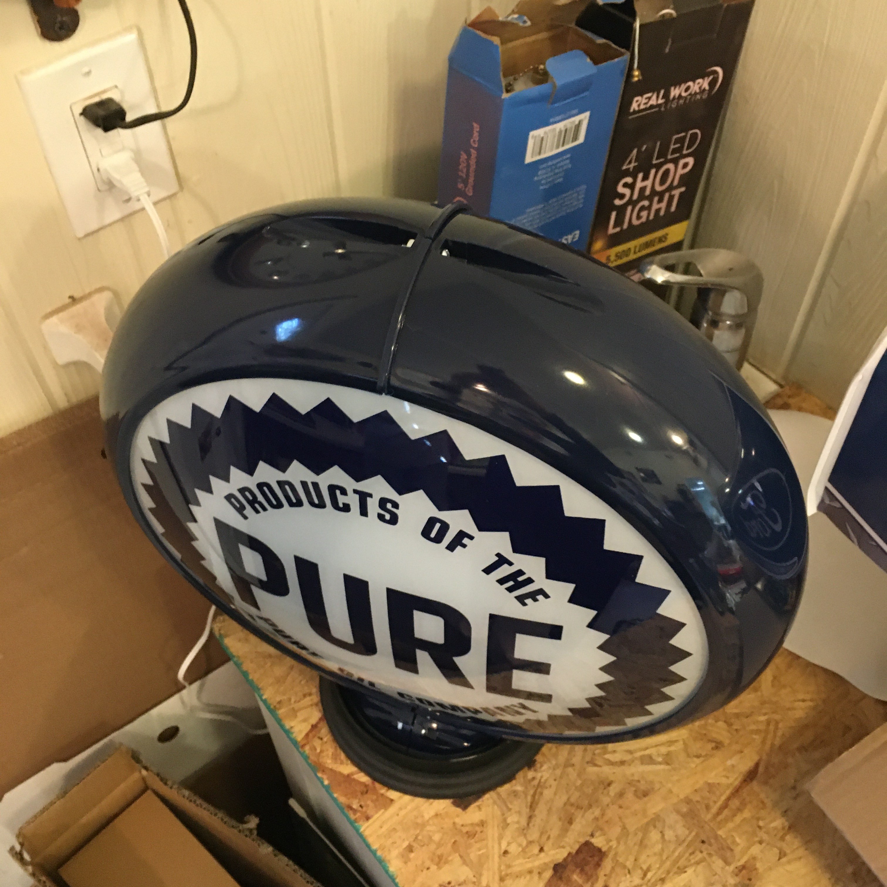 Pure Oil Gas Pump Globe / Pure Gas Pump Globe / Pure Gas Pump Globes