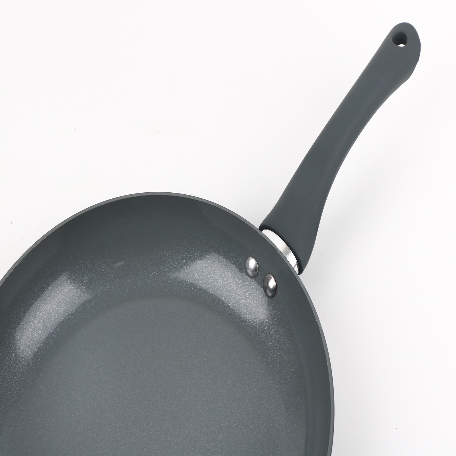 Grey 8 Piece Ribbed Cookware Set Non Stick Induction Pans Saucepans