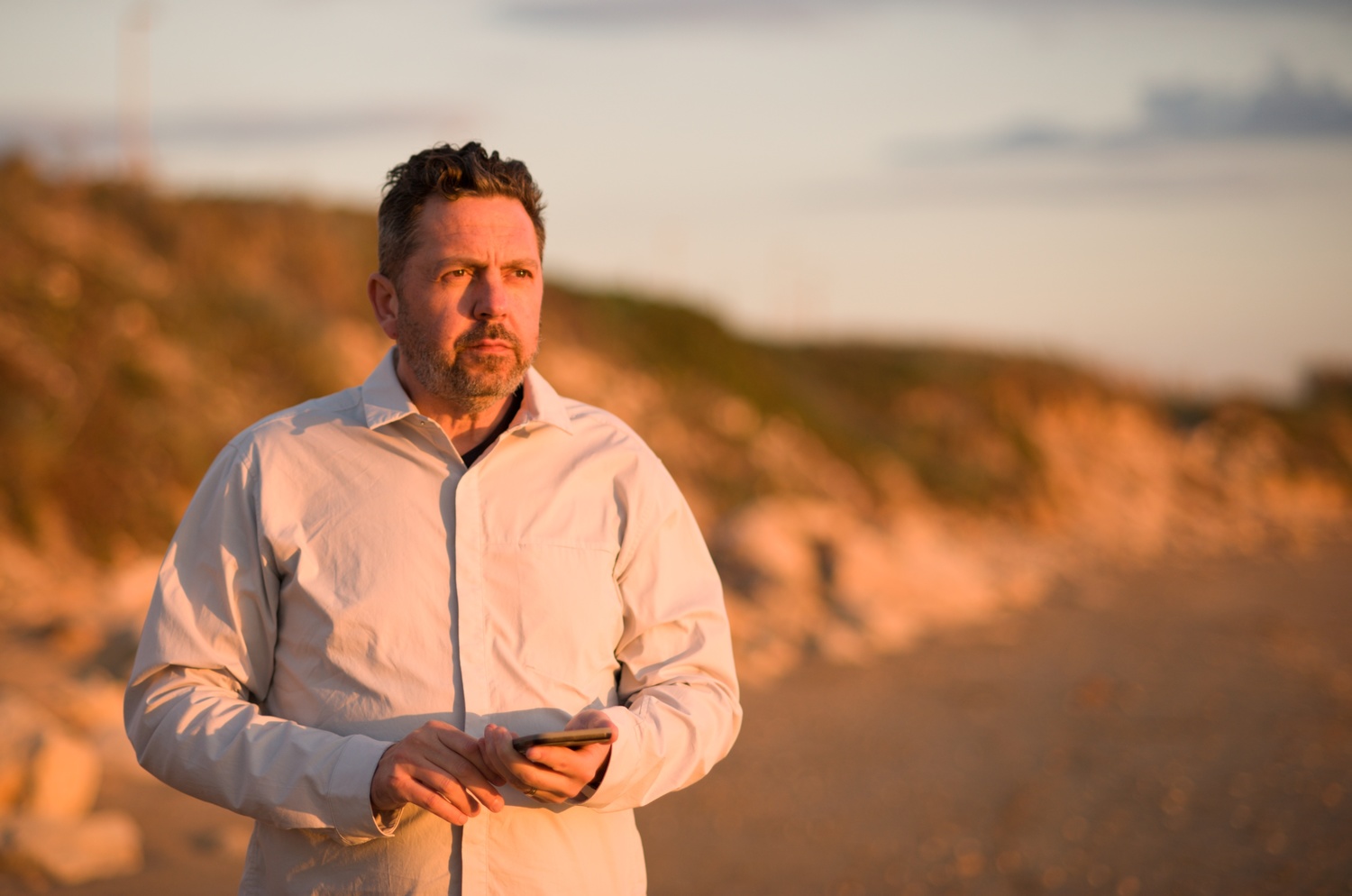 How to Get Camera Raw Files on to Your Smartphone Fstoppers