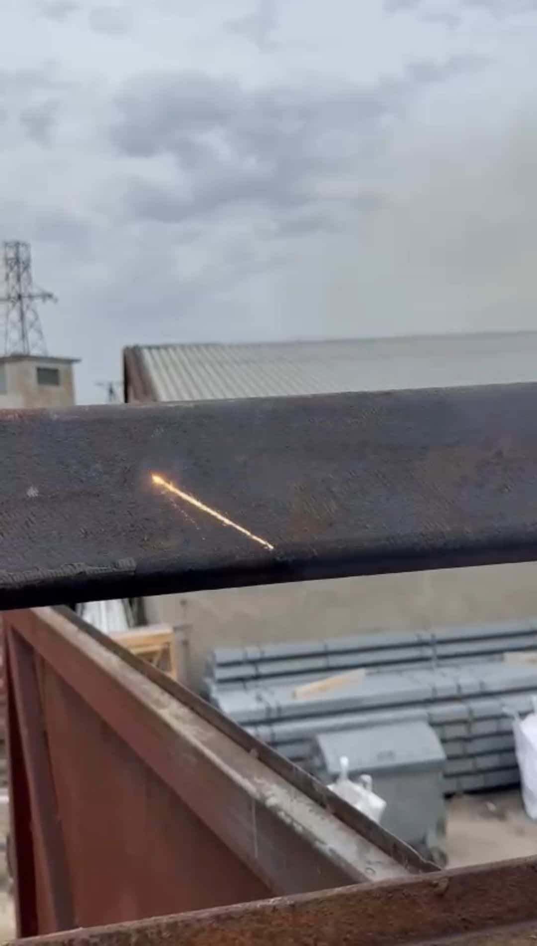 Laser cleaning, laser paint removal, graffiti removal, laser rust removal Fucha co uk