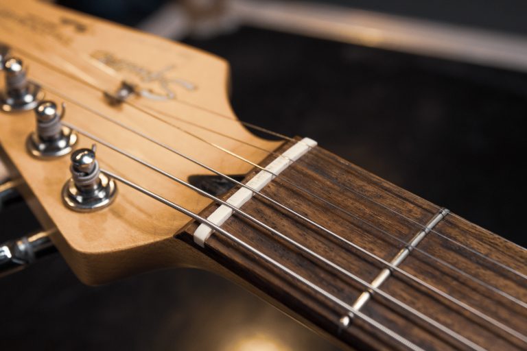 Electric Guitar String Gauge What Should You Use? Andertons Blog