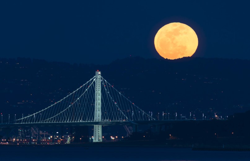 The Biggest Supermoon over SF in 70 Years